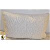 Image 1 : BAMBOO MEMORY FOAM PILLOW - QUEEN SZ