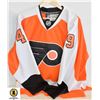 Image 1 : 49 LEIGHTON, PHILIDELPHIA FLYERS SIZE 52 JERSEY