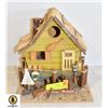 Image 1 : LAKEHOUSE CABIN DETAILED LARGE BIRDHOUSE