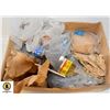 Image 1 : BOX OF MISCELLANEOUS SCREWS AND NAILS