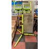 GREEN STAND UP WORK LIGHT WITH FOLDING STAND