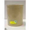 1 GALLON MEDALTA CROCK NO LID