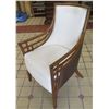 Image 1 : Wooden Curved-Back Chair w/ White Cushion & Back 22" x 22" x 39"H