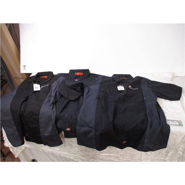 (3) Black prints XL T-shirt