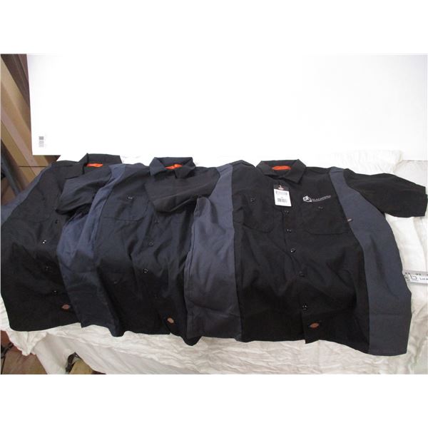 (3) Black prints XL T-shirt