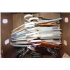 Image 2 : (39)Hangers in a Box