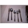 Image 2 : Box of Cutlery