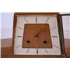 Image 2 : Wuba Mid-Century Modern Mantle Clock (Made in Germany)