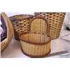 Image 2 : *(9) Assorted Wicker Items