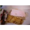 Image 2 : *Towels and Linens