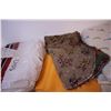 Image 2 : Crib Liners and Drapes