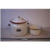 Image 1 : (2) Graniteware Pots