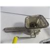 Image 2 : (2) French Grinder Graters