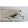 Image 1 : Assorted kitchen utensils