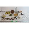 Image 1 : Assorted Wall art and Wooden Coasters