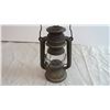 Image 2 : Feuerhand oil lantern