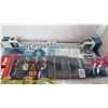 Image 2 : Laundry Holder With Cups and containers