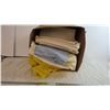 Image 1 : Box of assorted blankets