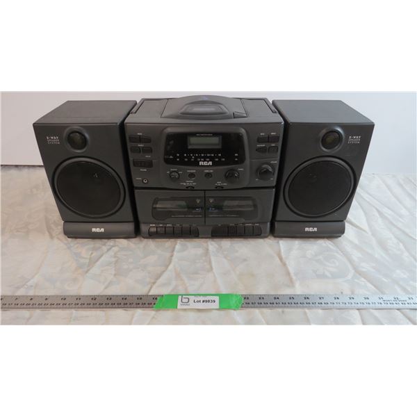 RCA 2-Way Speaker system radio player