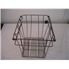 Image 2 : 12x13x15.5 tall wire basket