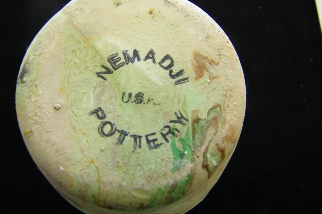 VASE Nemadji Pottery USA 9"