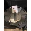 Image 1 : Collapsible fire pit