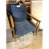 Image 2 : BLUE FABRIC WOODEN FRAMED LOUNGE CHAIR