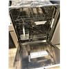Image 2 : ASKO WHITE MODEL DF1652 BUILT IN DISHWASHER