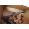 Image 2 : (7) Vintage Animal Traps