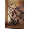 Image 2 : (7) Vintage Animal Traps