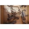 Image 3 : (7) Vintage Animal Traps