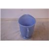 Image 2 : Baby Blue Pyrex Pitcher