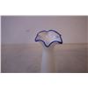 Image 2 : White Vase Blue Trim
