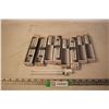 Image 1 : (8) Sylvania 13w Dulux Compact Fluorescent Bulbs