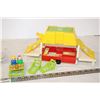 Image 3 : Fisher-Price Jeep and Tent Camper