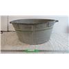 Image 1 : *Metal Wash Bin