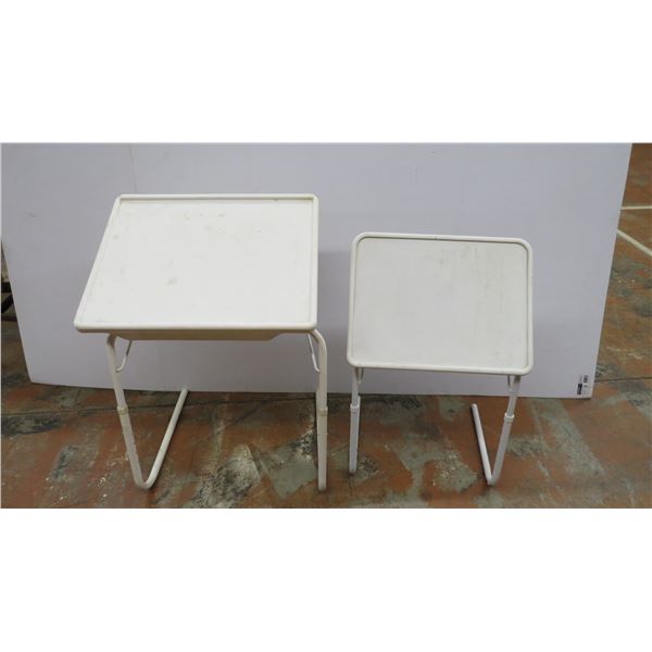 *Small and Medium plastic desks