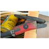 Image 2 : *Box of Air hose and pump