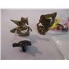 Image 4 : (4) McDonalds toys sealed with (2) brass figures