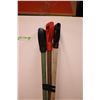 Image 3 : *(3) Shovel Handles
