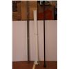 Image 2 : * Blind (59.5" end to end), Curtain Rod +Misc