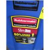 Image 2 : 4 RUBBERMAID SLIM GYM CONTAINERS & FUEL CAN