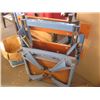 Image 2 : FOLDING WORKMATE BENCH