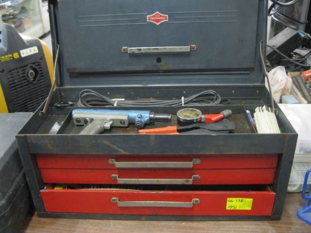 Eaton Rear Box Tools EATON TECHOMASTER TOOLBOX & ASST. CONTENTS - Dodds Auction