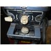 Image 2 : 4HP EVENRUDE OUTBOARD MOTOR W/TANK HOSE BUT NO TANK