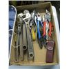 Image 2 : MISC. SCREWDRIVERS, WRENCHES, CRESCENT WRENCHES, ETC.