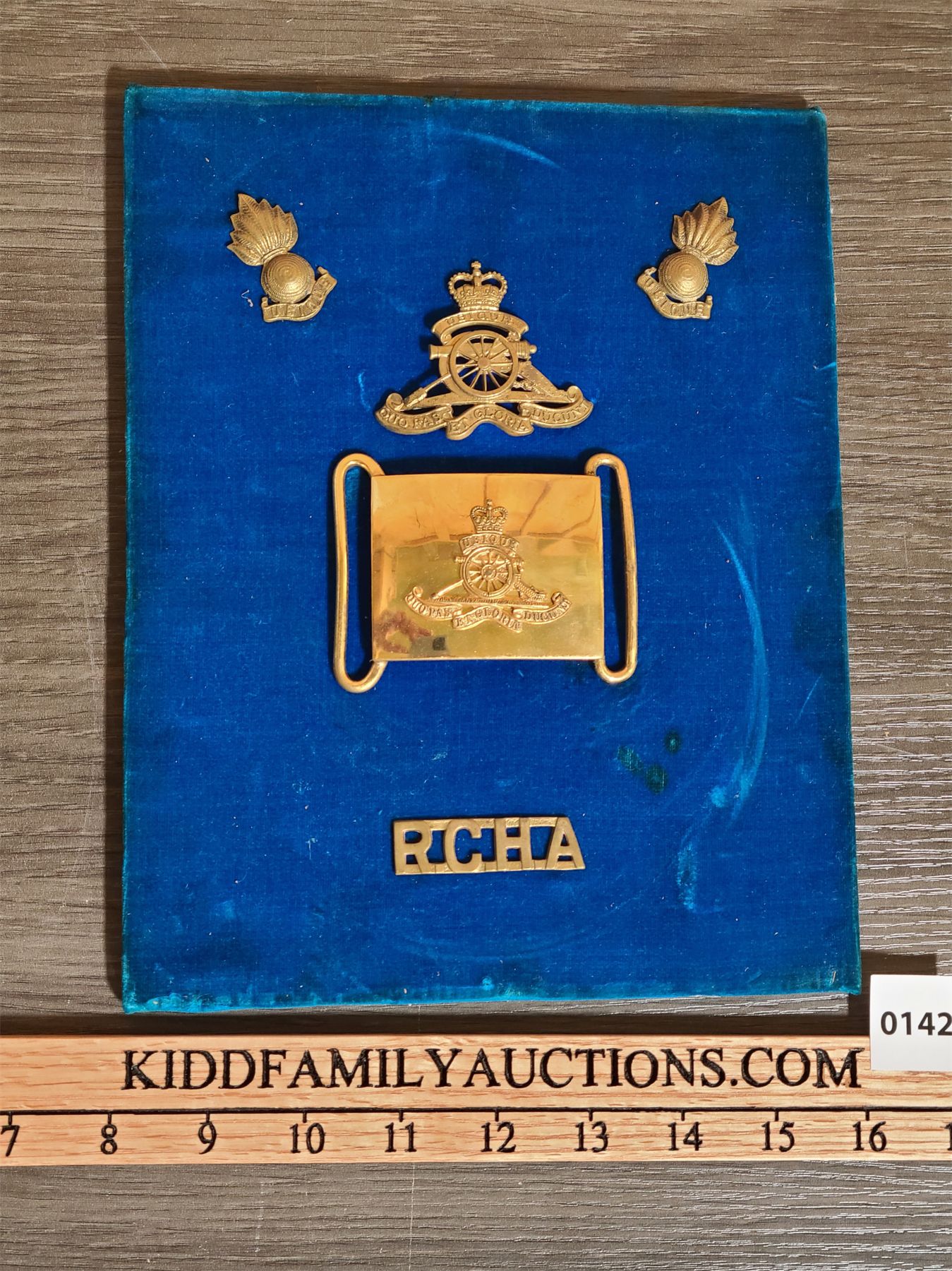 RCHA ARTILLERY BADGE SET - ON WOOD PLAQUE