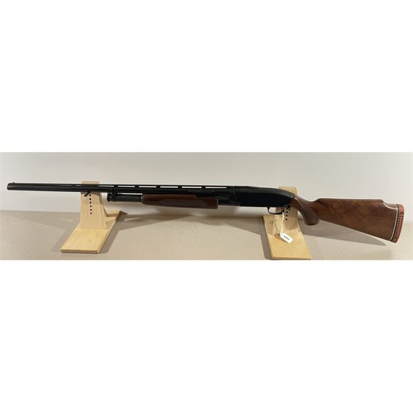 WINCHESTER MODEL 12 IN 12 GA