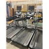 Image 2 : LIFE FITNESS 95T FLEXDECK COMMERCIAL 120V ELECTRIC TREADMILL WITH LIFE FITNESS 16" HD TELEVISION