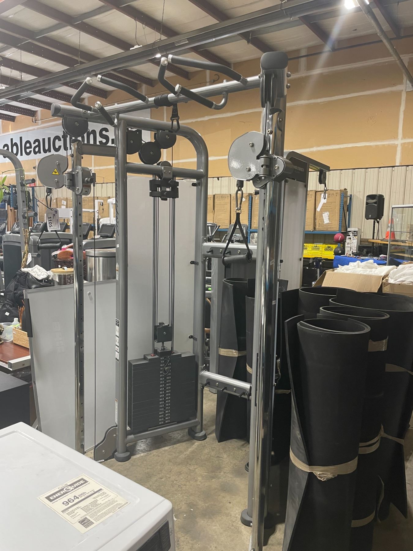 Life Fitness Signature Cable Crossover - - Professional Gym Life Fitness Signature Cable Crossover - - Professional Gym